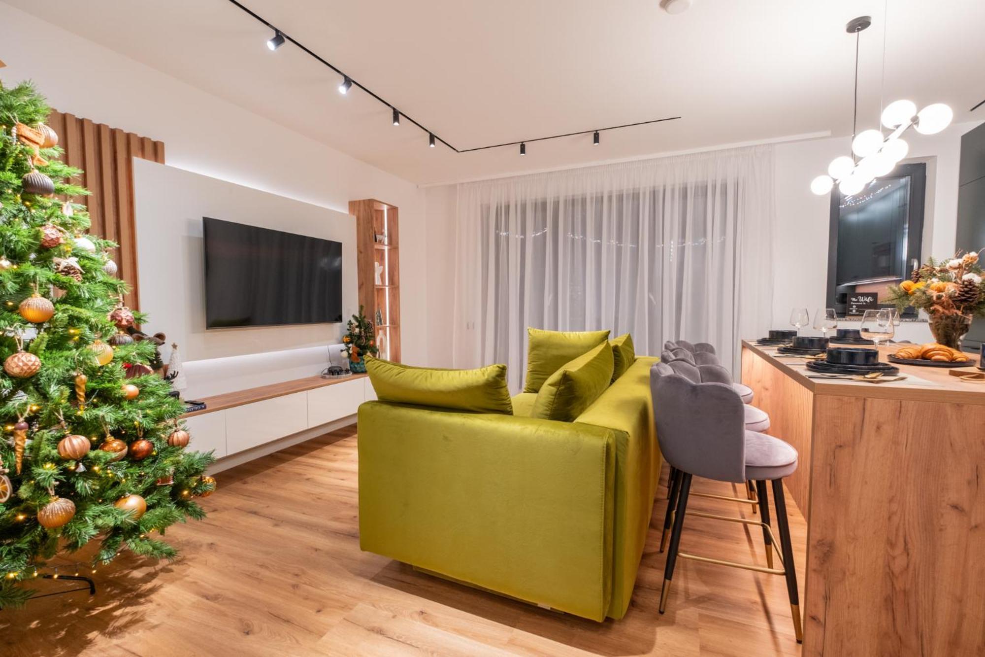 Jacuzzi & Sauna Skyview Apartment *